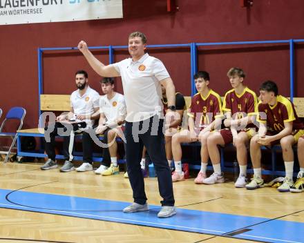 Basketball 2. Liga 2025/2026. Grunddurchgang 7. Runde.  Woerthersee Piraten gegen Traiskirchen Lions NexGen.  Trainer Paulius Barkus, Co-Trainer Aldin Avdic    (Traiskirchen). Klagenfurt, am 15.11.2025.
Foto: Kuess
---
pressefotos, pressefotografie, kuess, qs, qspictures, sport, bild, bilder, bilddatenbank