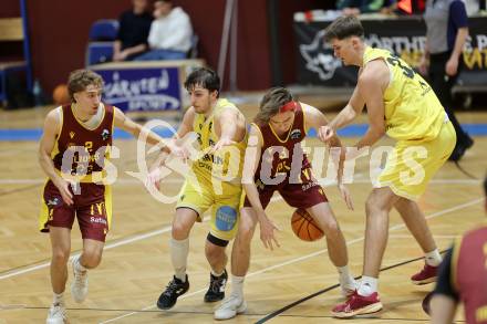 Basketball 2. Liga 2025/2026. Grunddurchgang 7. Runde.  Woerthersee Piraten gegen Traiskirchen Lions NexGen. Elias Podany, David Pranjic  (Piraten),  Mykyta Bitkin, Herohii Tverdokhlibov (Traiskirchen). Klagenfurt, am 15.11.2025.
Foto: Kuess
---
pressefotos, pressefotografie, kuess, qs, qspictures, sport, bild, bilder, bilddatenbank
