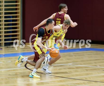 Basketball 2. Liga 2025/2026. Grunddurchgang 7. Runde.  Woerthersee Piraten gegen Traiskirchen Lions NexGen. Luca Umile  (Piraten),  Anes Avdic (Traiskirchen). Klagenfurt, am 15.11.2025.
Foto: Kuess
---
pressefotos, pressefotografie, kuess, qs, qspictures, sport, bild, bilder, bilddatenbank