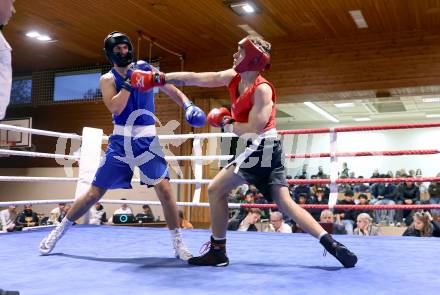 Boxen Kaerntner Meisterschaft. Justin Hoeher (AUT) (rot), Damjan Mitkovski (SLO).. Klagenfurt, 15.11.2025.
Foto: Kuess
www.qspictures.net
---
pressefotos, pressefotografie, kuess, qs, qspictures, sport, bild, bilder, bilddatenbank