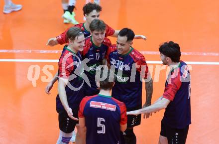 Volleyball Bundesliga. AVL. Austrian Volleyball League.   Aich/Dob gegen VBK Kelag Woerther-See-Loewen Klagenfurt.   Jubel  (VBK Klagenfurt). Bleiburg, am 15.11.2025.
Foto: Kuess
www.qspictures.net
---
pressefotos, pressefotografie, kuess, qs, qspictures, sport, bild, bilder, bilddatenbank