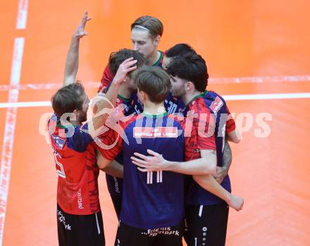 Volleyball Bundesliga. AVL. Austrian Volleyball League.   Aich/Dob gegen VBK Kelag Woerther-See-Loewen Klagenfurt.  Jubel   (VBK Klagenfurt). Bleiburg, am 15.11.2025.
Foto: Kuess
www.qspictures.net
---
pressefotos, pressefotografie, kuess, qs, qspictures, sport, bild, bilder, bilddatenbank