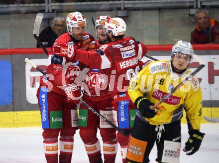 Eishockey ICE Bundesliga.  Winn2day ICE Hockey League. KAC gegen Vienna Capitals.  Torjubel Thomas Hundertpfund, Finn Van Ee, Raphael Herburger   (KAC). Klagenfurt am 21.11.2025.
Foto: Kuess
www.qspictures.net
---
pressefotos, pressefotografie, kuess, qs, qspictures, sport, bild, bilder, bilddatenbank