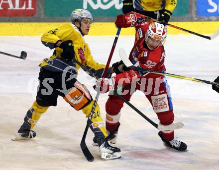 Eishockey ICE Bundesliga.  Winn2day ICE Hockey League. KAC gegen Vienna Capitals.  Clemens Unterweger  (KAC),    Felix Koschek (Vienna Capitals). Klagenfurt am 21.11.2025.
Foto: Kuess
www.qspictures.net
---
pressefotos, pressefotografie, kuess, qs, qspictures, sport, bild, bilder, bilddatenbank