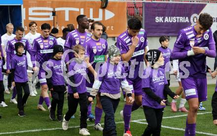 Fussball 2. Liga. SK Austria Klagenfurt gegen Amstetten.  Mario Matkovic, Aidan Liu, Dimitrie Deumi Nappi, Leo Vielgut, Almir Oda  (Klagenfurt).  Klagenfurt, 22.11..2025.
Foto: Kuess
www.qspictures.net
---
pressefotos, pressefotografie, kuess, qs, qspictures, sport, bild, bilder, bilddatenbank