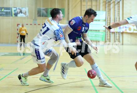 Handball Bundesliga. HLA. SC Ferlach gegen Linz. Toni Perkusic  (SCF), Leon Gregoric  (Linz).  Ferlach, am 22.11.2025.
Foto: Kuess
www.qspictures.net
---
pressefotos, pressefotografie, kuess, qs, qspictures, sport, bild, bilder, bilddatenbank