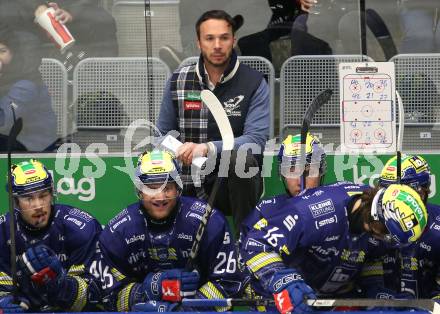 Eishockey ICE Bundesliga.  Winn2day ICE Hockey League. VSV gegen Black Wings Linz.  Interimstrainer Marco Pewal  (VSV). Villach am 28.11.2025.
Foto: Kuess
www.qspictures.net
---
pressefotos, pressefotografie, kuess, qs, qspictures, sport, bild, bilder, bilddatenbank