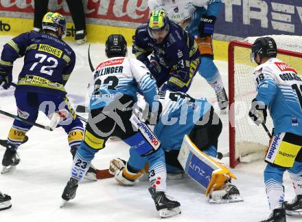 Eishockey ICE Bundesliga.  Winn2day ICE Hockey League. VSV gegen Black Wings Linz.  Adam Helewka  (VSV),  Rasmus Tirronen  (Linz). Villach am 28.11.2025.
Foto: Kuess
www.qspictures.net
---
pressefotos, pressefotografie, kuess, qs, qspictures, sport, bild, bilder, bilddatenbank