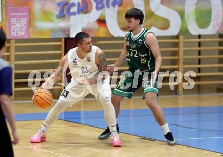 Basketball 2. Liga 2025/2026. Grunddurchgang 8. Runde.  KOS gegen Dornbirn Lions.  Nikolas Susa (KOS), Lennox Lasinger  (Dornbirn). Klagenfurt, am 29.11.2025.
Foto: Kuess
---
pressefotos, pressefotografie, kuess, qs, qspictures, sport, bild, bilder, bilddatenbank