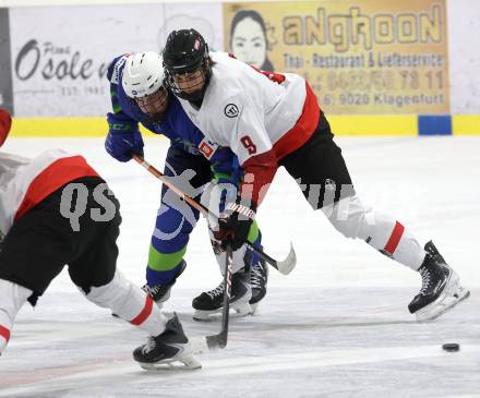 Eishockey. Laenderspiel U20 Oesterreich gegen Slowenien.  Paul Sintschnig  (AUT).  Ferlach, am 3.12.2025.
Foto: Kuess
www.qspictures.net
---
pressefotos, pressefotografie, kuess, qs, qspictures, sport, bild, bilder, bilddatenbank