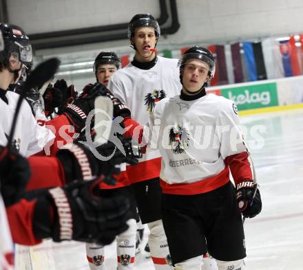 Eishockey. Laenderspiel U20 Oesterreich gegen Slowenien.  Torjubel Konstantin Hutzinger  (AUT).  Ferlach, am 3.12.2025.
Foto: Kuess
www.qspictures.net
---
pressefotos, pressefotografie, kuess, qs, qspictures, sport, bild, bilder, bilddatenbank