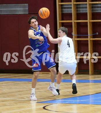 Basketball 2. Liga 2025/2026. Grunddurchgang 9. Runde.  KOS gegen Kufstein Towers. Samuel Seher   (KOS),  Daniele Kuchar (Kufstein). Klagenfurt, am 8.12.2025.
Foto: Kuess
---
pressefotos, pressefotografie, kuess, qs, qspictures, sport, bild, bilder, bilddatenbank
