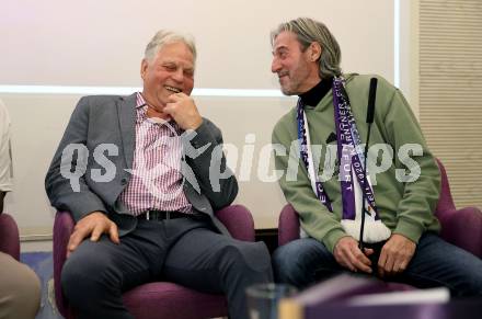 Fussball. Buchpraesentation 105 Jahre SK Austria Klagenfurt.  Friedrich Koncilia, Franz Oberacher.    Klagenfurt, am 10.12.2025.
Foto: Kuess
www.qspictures.net
---
pressefotos, pressefotografie, kuess, qs, qspictures, sport, bild, bilder, bilddatenbank