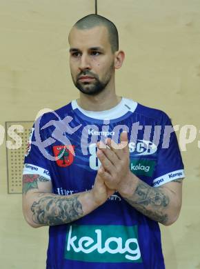 Handball Bundesliga. HLA. SC Ferlach gegen HSG Xentis Lipizzanerheimat. Adrian Milicevic  (SCF) Ferlach, am 13.12.2025.
Foto: Kuess
www.qspictures.net

---
pressefotos, pressefotografie, kuess, qs, qspictures, sport, bild, bilder, bilddatenbank