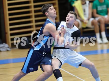 Basketball 2. Liga 2025/2026. Grunddurchgang 11. Runde.  KOS Celovec gegen Vienna Timberwolves.  Jernej Andolsek Heine (KOS),  Maximilian Seher (Vienna). Klagenfurt, am 20.12.2025.
Foto: Kuess
---
pressefotos, pressefotografie, kuess, qs, qspictures, sport, bild, bilder, bilddatenbank