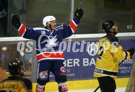 Eishockey AHC Division III Mitte.  EC Arnoldstein gegen HC Koettern I.   Torjubel Markus Stich    (Koettern). Velden,  am 19.12.2025.
Foto: Kuess
www.qspictures.net
---
pressefotos, pressefotografie, kuess, qs, qspictures, sport, bild, bilder, bilddatenbank