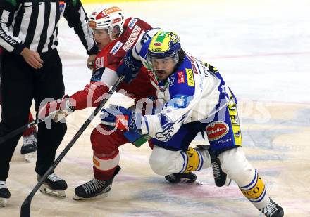Eishockey ICE Bundesliga.  Winn2day ICE Hockey League. KAC gegen VSV. Finn Van Ee  (KAC),  Adam Helewka  (VSV). Klagenfurt, am 27.12.2025.
Foto: Kuess
www.qspictures.net
---
pressefotos, pressefotografie, kuess, qs, qspictures, sport, bild, bilder, bilddatenbank