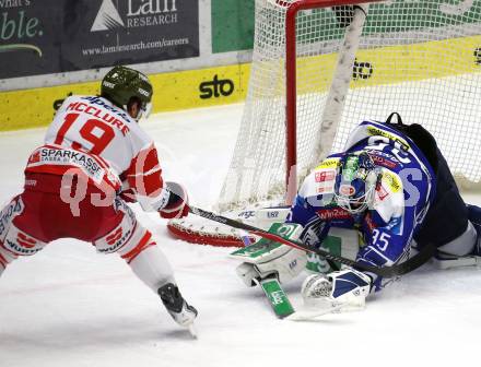 Eishockey ICE Bundesliga.  Winn2day ICE Hockey League. VSV gegen HCB Suedtirol Alperia  Joe Cannata (VSV),  Brad Mcclure  (Bozen). Villach, am 28.12.2025.
Foto: Kuess
www.qspictures.net
---
pressefotos, pressefotografie, kuess, qs, qspictures, sport, bild, bilder, bilddatenbank