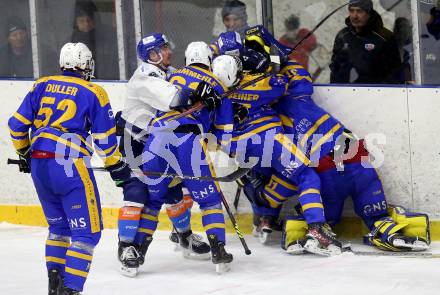 Eishockey AHC Division I. Althofen gegen Steindorf.  DULLER Christoph, HAMMERLE Simon , LAMEREINER Leon,  HORN Fabian , (Althofen),  PETRIK Benjamin,  	KALAN Luka   (Steindorf). Althofen, am 3.1.2026.
Foto: Kuess
www.qspictures.net
---
pressefotos, pressefotografie, kuess, qs, qspictures, sport, bild, bilder, bilddatenbank
