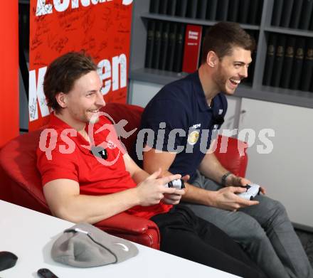 Eishockey ICE Bundesliga.  Winn2day ICE Hockey League. Vorschaufotos Derby  KAC gegen VSV.  David Maier (KAC), Thomas Vallant (VSV). Klagenfurt, am 28.11.2025.
Foto: Kuess
www.qspictures.net
---
pressefotos, pressefotografie, kuess, qs, qspictures, sport, bild, bilder, bilddatenbank