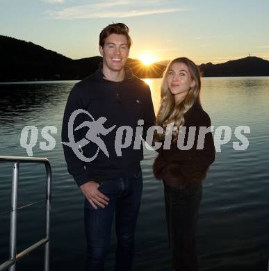 Eishockey ICE Bundesliga.  Winn2day ICE Hockey League. Nick Petersen (KAC), Freundin Mira. Klagenfurt, am 4.11.2025.
Foto: Kuess
www.qspictures.net
---
pressefotos, pressefotografie, kuess, qs, qspictures, sport, bild, bilder, bilddatenbank