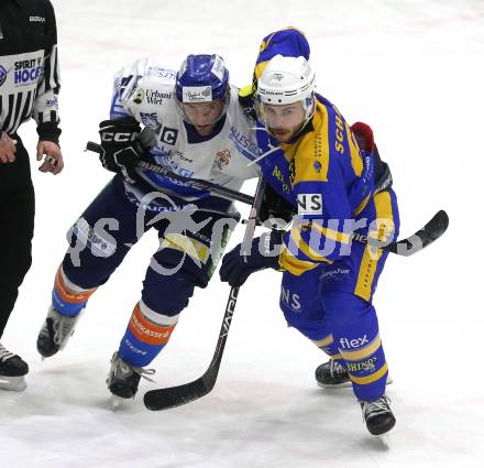 Eishockey AHC Division I. Althofen gegen Steindorf. Kevin Schettina  (Althofen),  Franz Wilfan  (Steindorf). Althofen, am 3.1.2026.
Foto: Kuess
www.qspictures.net
---
pressefotos, pressefotografie, kuess, qs, qspictures, sport, bild, bilder, bilddatenbank