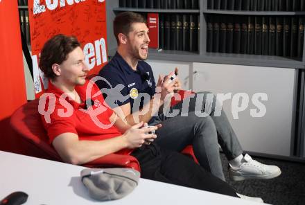 Eishockey ICE Bundesliga.  Winn2day ICE Hockey League. Vorschaufotos Derby  KAC gegen VSV.  David Maier (KAC), Thomas Vallant (VSV). Klagenfurt, am 28.11.2025.
Foto: Kuess
www.qspictures.net
---
pressefotos, pressefotografie, kuess, qs, qspictures, sport, bild, bilder, bilddatenbank