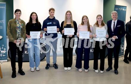 Spitze in Schule und Sport. Rudern. Magdalena Lobnig, Elena Schalk, Christoph Spath-Glantschnig, Antonia Gigacher, Lieselotte Loidl, Olivia Gigacher, LH Peter Kaiser.  Klagenfurt, am 16.12.2025.
Foto: Kuess
---
pressefotos, pressefotografie, kuess, qs, qspictures, sport, bild, bilder, bilddatenbank