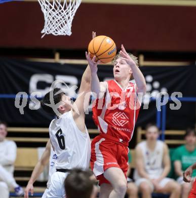 Basketball 2. Liga 2025/2026. Grunddurchgang 16. Runde.  KOS Celovec gegen Upper Austrian Ballers.   Jure Bavdek (KOS),  Jonas Schachinger (Austrian Ballers). Klagenfurt, am 31.1.2026
Foto: Kuess
---
pressefotos, pressefotografie, kuess, qs, qspictures, sport, bild, bilder, bilddatenbank