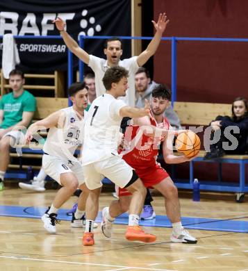 Basketball 2. Liga 2025/2026. Grunddurchgang 16. Runde.  KOS Celovec gegen Upper Austrian Ballers.   David Popp (KOS),  Simon Burgholzer (Austrian Ballers). Klagenfurt, am 31.1.2026
Foto: Kuess
---
pressefotos, pressefotografie, kuess, qs, qspictures, sport, bild, bilder, bilddatenbank