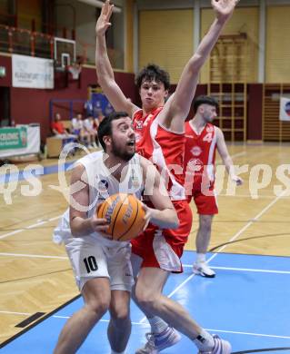 Basketball 2. Liga 2025/2026. Grunddurchgang 16. Runde.  KOS Celovec gegen Upper Austrian Ballers.   Veljko Dena (KOS),  Luis Streitberger (Austrian Ballers). Klagenfurt, am 31.1.2026
Foto: Kuess
---
pressefotos, pressefotografie, kuess, qs, qspictures, sport, bild, bilder, bilddatenbank