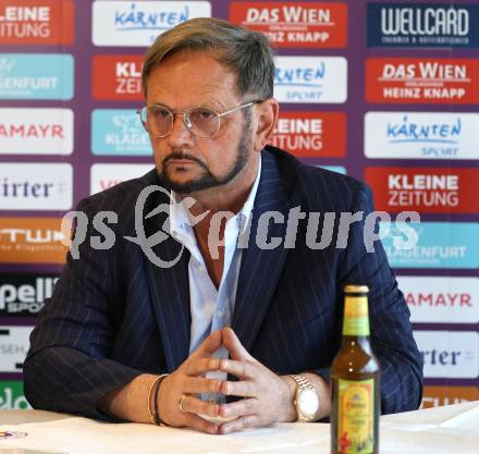 Fussball 2. Liga. Pressekonferenz AK Austria Klagenfurt.  Helmut Kaltenegger. Klagenfurt, am 6.2..2026
Foto: Kuess
www.qspictures.net
---
pressefotos, pressefotografie, kuess, qs, qspictures, sport, bild, bilder, bilddatenbank