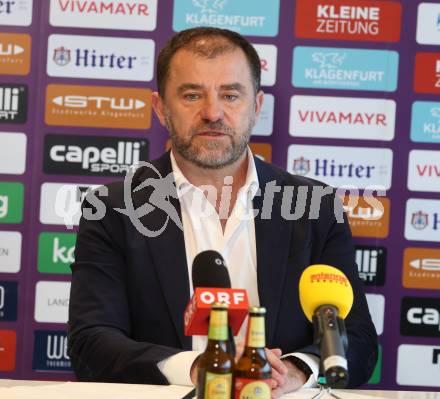Fussball 2. Liga. Pressekonferenz AK Austria Klagenfurt.  Zeljko Karajica. Klagenfurt, am 6.2..2026
Foto: Kuess
www.qspictures.net
---
pressefotos, pressefotografie, kuess, qs, qspictures, sport, bild, bilder, bilddatenbank