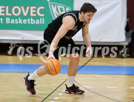 Basketball 2. Liga 2025/2026. Grunddurchgang 17. Runde.  KOS Celovec gegen Union Deutsch Wagram Alligators. Ognjen Drljaca (UDW Alligators). Klagenfurt, am 7.2.2026
Foto: Kuess
---
pressefotos, pressefotografie, kuess, qs, qspictures, sport, bild, bilder, bilddatenbank