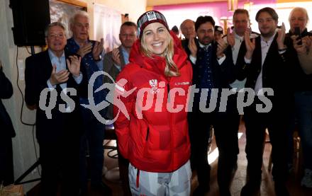 Snowboard. Empfang Silbermedaillengewinnerin bei Olympia Sabine Payer.  Sabine Payer, . Simonhoehe,  am 15.2.2026.
Foto: Kuess
www.qspictures.net
---
pressefotos, pressefotografie, kuess, qs, qspictures, sport, bild, bilder, bilddatenbank