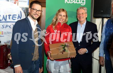 Snowboard. Empfang Silbermedaillengewinnerin bei Olympia Sabine Payer.  LR Sebastian Schuschnig, Sabine Payer, LH Peter Kaiser. Simonhoehe,  am 15.2.2026.
Foto: Kuess
www.qspictures.net
---
pressefotos, pressefotografie, kuess, qs, qspictures, sport, bild, bilder, bilddatenbank