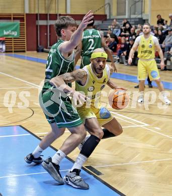 Basketball 2. Liga 2025/2026. Grunddurchgang 19. Runde.  Woerthersee Piraten gegen Dornbirn Lions.   Shawn L. Ray  (Piraten),  Lennox Lasinger (Dornbirn). Klagenfurt, am 21.2.2026
Foto: Kuess
---
pressefotos, pressefotografie, kuess, qs, qspictures, sport, bild, bilder, bilddatenbank