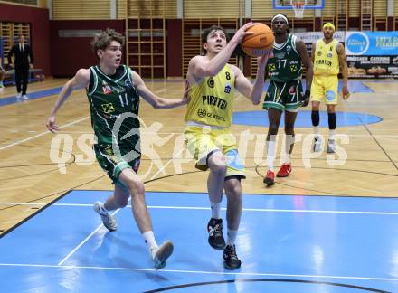 Basketball 2. Liga 2025/2026. Grunddurchgang 19. Runde.  Woerthersee Piraten gegen Dornbirn Lions.   Elias Podany (Piraten), Pius Hagen  (Dornbirn). Klagenfurt, am 21.2.2026
Foto: Kuess
---
pressefotos, pressefotografie, kuess, qs, qspictures, sport, bild, bilder, bilddatenbank