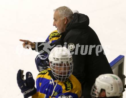 Eishockey AHC Division I. Althofen gegen Steindorf. Trainer Gerald Ressmann (Althofen). Althofen, am 3.1.2026.
Foto: Kuess
www.qspictures.net
---
pressefotos, pressefotografie, kuess, qs, qspictures, sport, bild, bilder, bilddatenbank