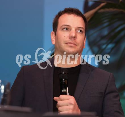 Praesentation des Sportjahresberichts Kaernten 2025. Markus Salcher. 
Foto: Kuess
www.qspictures.net
---
pressefotos, pressefotografie, kuess, qs, qspictures, sport, bild, bilder, bilddatenbank