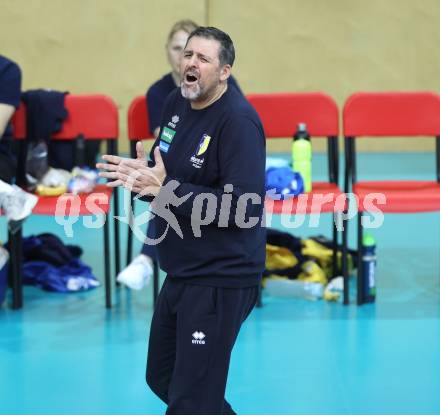 Volleyball.  Austrian Volley League Men.  VBK Kelag Woerther-See-Loewen Klagenfurt gegen SK Zadruga Aich/Dob.  Trainer Matjaz Hafner  (Aich/Dob). Klagenfurt, am 31.1.2026.
Foto: Kuess
www.qspictures.net
---
pressefotos, pressefotografie, kuess, qs, qspictures, sport, bild, bilder, bilddatenbank
