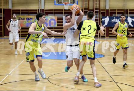 Basketball 2. Liga 2025/2026. Grunddurchgang 20. Runde.  KOS gegen Future Team Steiermark.  Veljko Dena  (KOS), Phillip Bliem, Zalan Vincze (Steiermark). Klagenfurt, am 28.2.2026
Foto: Kuess
---
pressefotos, pressefotografie, kuess, qs, qspictures, sport, bild, bilder, bilddatenbank