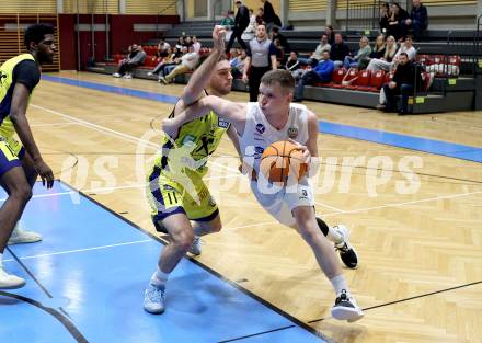 Basketball 2. Liga 2025/2026. Grunddurchgang 20. Runde.  KOS gegen Future Team Steiermark.  Jernej Andolsek Heine  (KOS), Niklas Michel  (Steiermark). Klagenfurt, am 28.2.2026
Foto: Kuess
---
pressefotos, pressefotografie, kuess, qs, qspictures, sport, bild, bilder, bilddatenbank