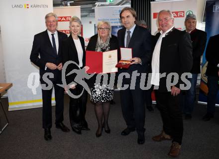 Verleihung des Gro&Atilde;�en Goldenen Ehrenzeichens an Landeshauptmann a.D. Franz Voves.  LHStv.in Gaby Schaunig, LH Peter Kaiser, Ingrid Voves, Franz Voves, Alt-LH Gerhard Doerfler. Klagenfurt, am 16.2.2026.
Foto: Kuess
www.qspictures.net
---
pressefotos, pressefotografie, kuess, qs, qspictures, sport, bild, bilder, bilddatenbank