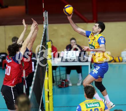 Volleyball.  Austrian Volley League Men.  VBK Kelag Woerther-See-Loewen Klagenfurt gegen SK Zadruga Aich/Dob. Jonas Emanuel Holzinger  (Woerthersee-Loewen), Luan Weber  (Aich/Dob). Klagenfurt, am 7.3.2026.
Foto: Kuess
www.qspictures.net
---
pressefotos, pressefotografie, kuess, qs, qspictures, sport, bild, bilder, bilddatenbank