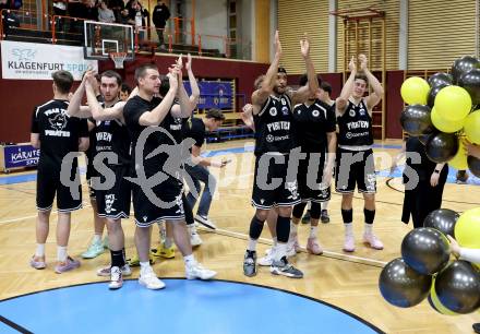 Basketball 2. Liga 2025/2026. Grunddurchgang 21. Runde.  KOS gegen Woerthersee Piraten.    Jubel  (Piraten). Klagenfurt, am 8.3.2026
Foto: Kuess
---
pressefotos, pressefotografie, kuess, qs, qspictures, sport, bild, bilder, bilddatenbank
