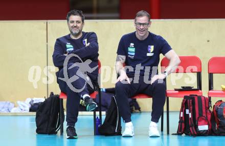 Volleyball.  Austrian Volley League Men.  VBK Kelag Woerther-See-Loewen Klagenfurt gegen SK Zadruga Aich/Dob.    Trainer Matjaz Hafner, Co-Trainer Nejc Pusnik   (Aich/Dob). Klagenfurt, am 7.3.2026.
Foto: Kuess
www.qspictures.net
---
pressefotos, pressefotografie, kuess, qs, qspictures, sport, bild, bilder, bilddatenbank