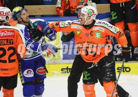 Eishockey ICE Bundesliga.  Winn2day ICE Hockey League. VSV gegen Graz99ers.   Nick Hutchison  (VSV),  Korbinian Holzer  (Graz). Villach, am 12.3.2026..
Foto: Kuess
www.qspictures.net
---
pressefotos, pressefotografie, kuess, qs, qspictures, sport, bild, bilder, bilddatenbank