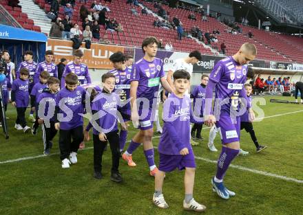 Fussball 2. Liga. SK Austria Klagenfurt gegen FAC Wien.  Bartol Barisic, Matteo Kitz (Klagenfurt). Klagenfurt, 13.3.2026.
Foto: Kuess
www.qspictures.net
---
pressefotos, pressefotografie, kuess, qs, qspictures, sport, bild, bilder, bilddatenbank