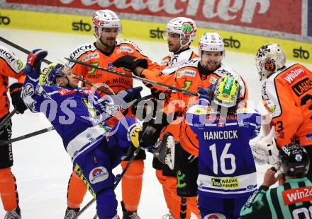 Eishockey ICE Bundesliga.  Winn2day ICE Hockey League. VSV gegen Graz99ers.  John Hughes, Kevin Hancock   (VSV),  Paul Stapelfeldt, Lukas Haudum  (Graz). Villach, am 17.3.2026..
Foto: Kuess
www.qspictures.net
---
pressefotos, pressefotografie, kuess, qs, qspictures, sport, bild, bilder, bilddatenbank
